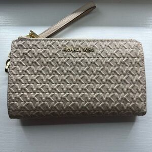 Michael Kors Tan Geometric Clutch